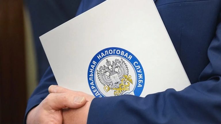 С 1 ноября 2025года ФНС сможет списывать долги граждан по налогам без суда